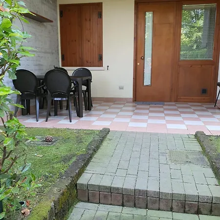 Appartamento The - Private Garden And Pool Desenzano del Garda