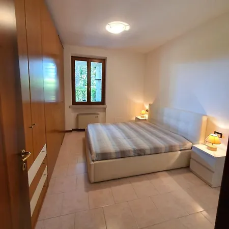 The - Private Garden And Pool Apartmán