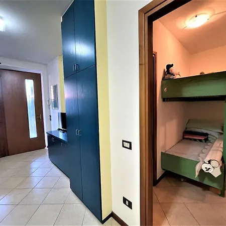 The - Private Garden And Pool Appartamento Desenzano del Garda