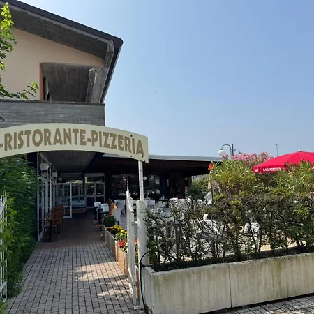 The - Private Garden And Pool Desenzano del Garda