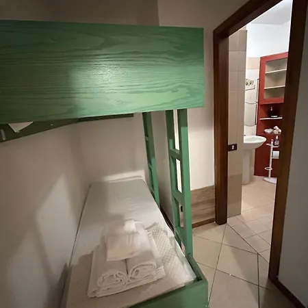 Pegasus - Private Garden And Pool Apartamento Desenzano del Garda